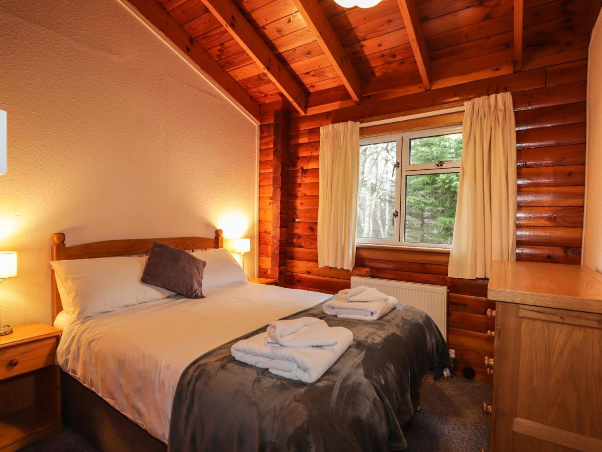 Spruce Lodge Strathpeffer Luaran gambar