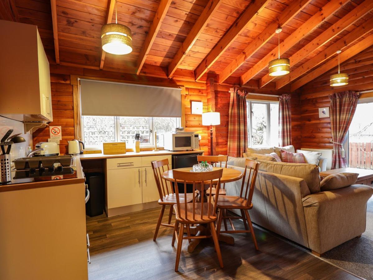 Spruce Lodge Strathpeffer Luaran gambar